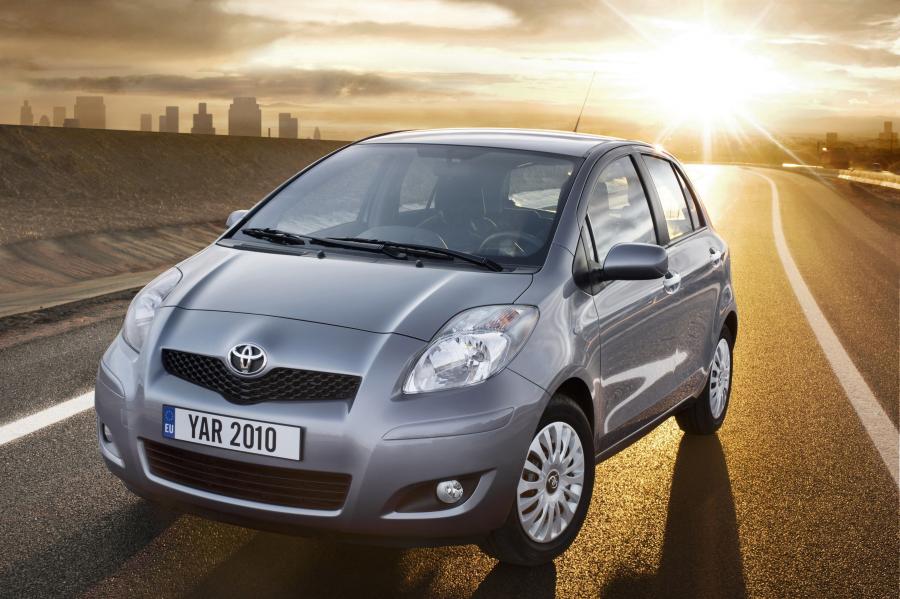  Toyota Yaris 2009 года  (фото 24 из 59)